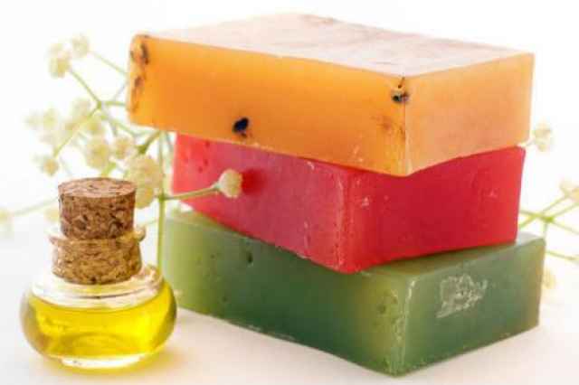 خرید اسانس شوینده